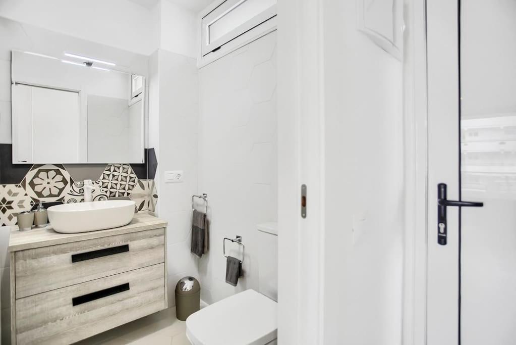 Alexander Apartment Playa De Las Americas 外观 照片